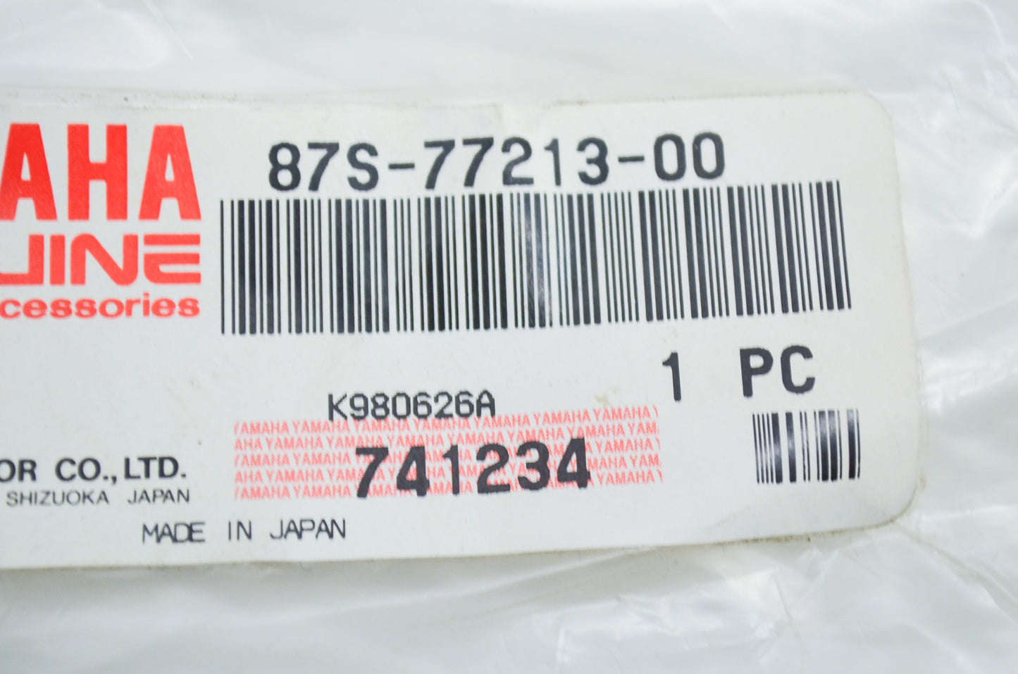 OEM Yamaha 87S-77213-00-00 Upper Trim NOS