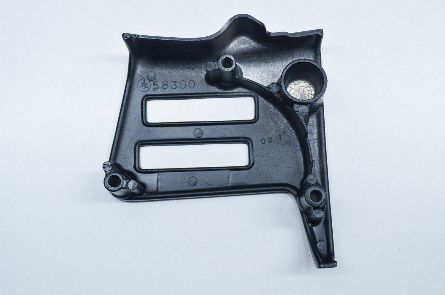 OEM Yamaha 583-15421-00-00 Crankcase Cover R NOS