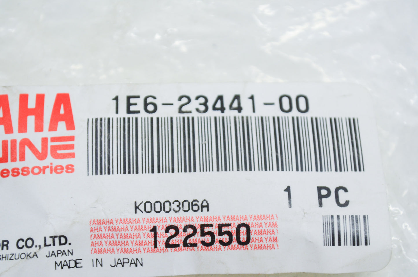 OEM Yamaha 1E6-23441-00-00 Handle Upper Holder NOS