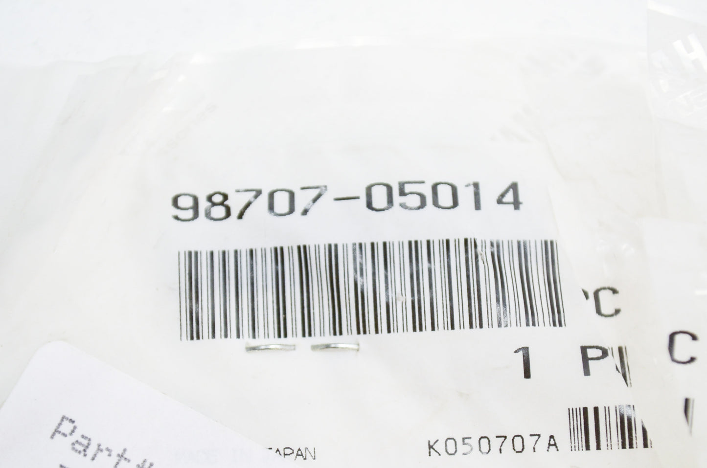 OEM Yamaha 98707-05014-00 Flat Head Screw Qty 2 NOS