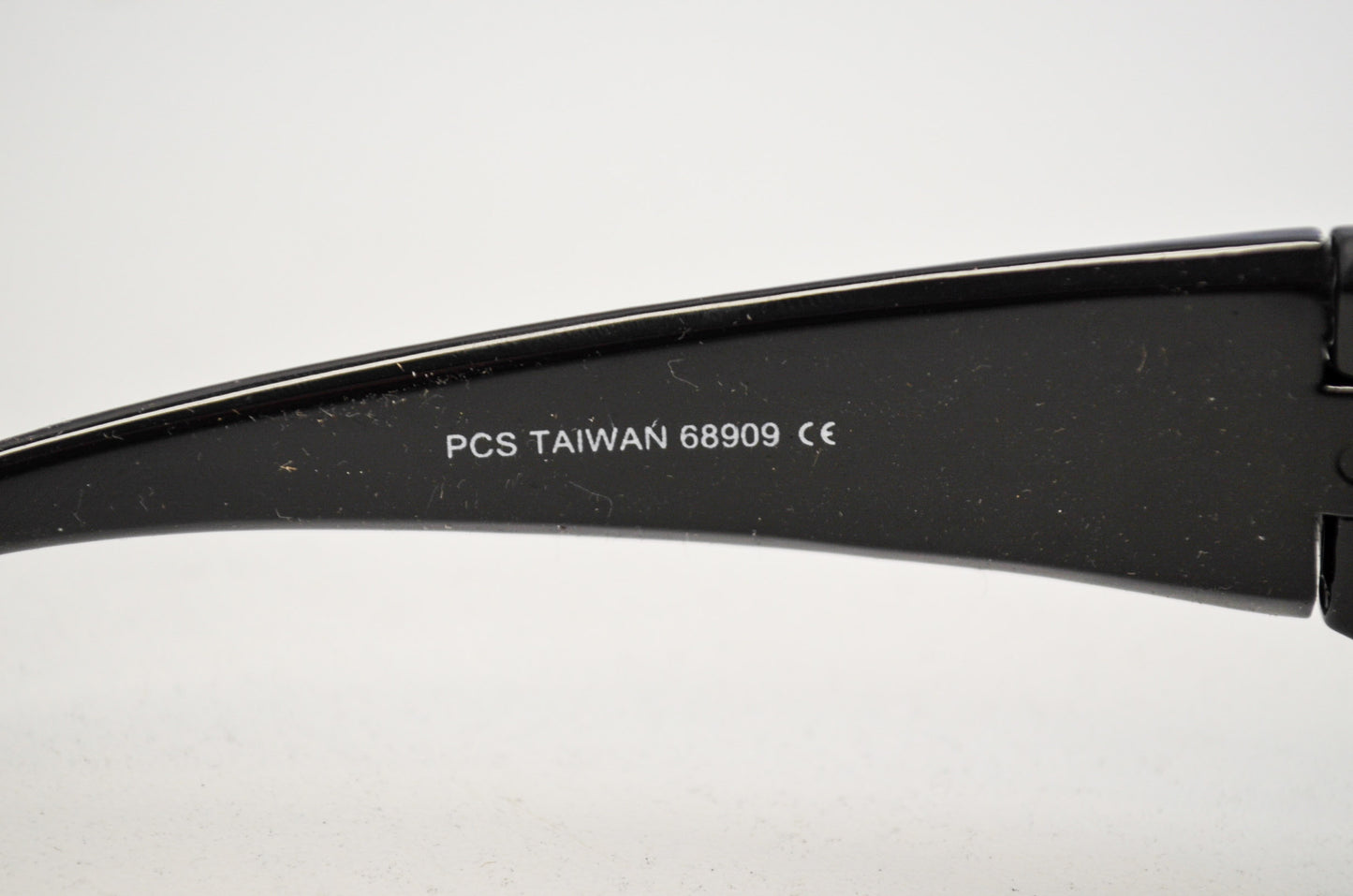 New PCS Chix Starlight Black Polarized Sunglasses UV 400 NOS