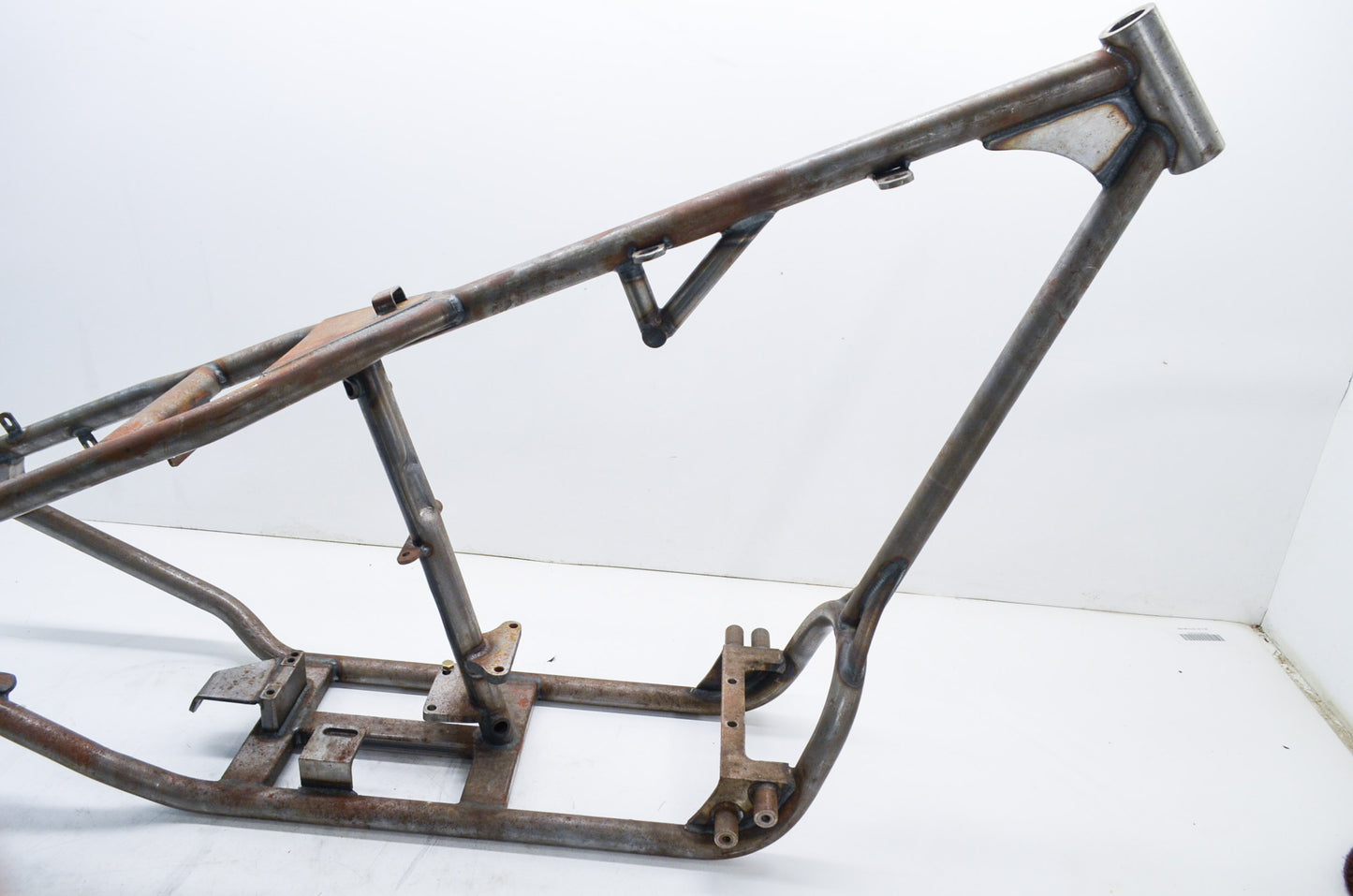 2004 Santee Rigid Frame NOS