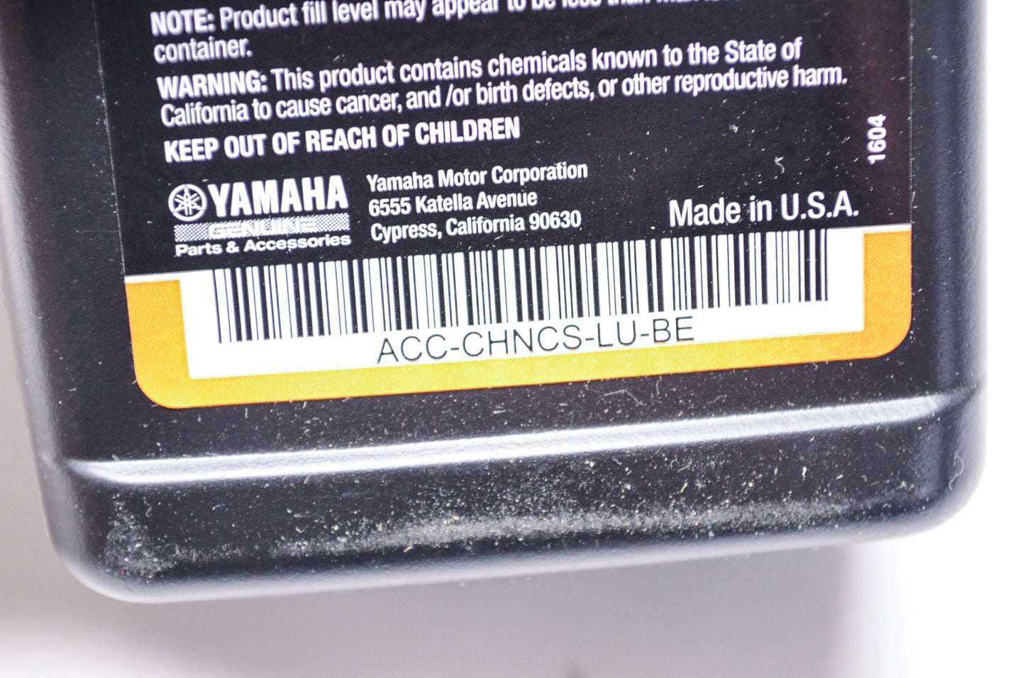 OEM Yamaha ACC-CHNCS-LU-BE Chain Case Lube 8oz NOS