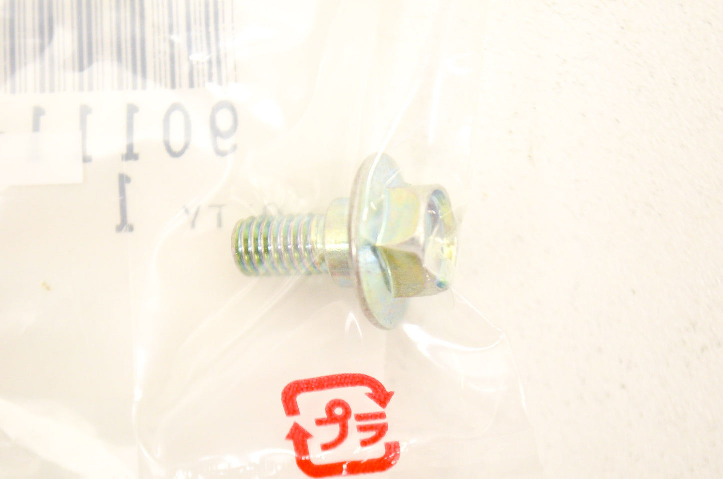 OEM Honda 90111-162-000 Flange Bolt (6MM) NOS