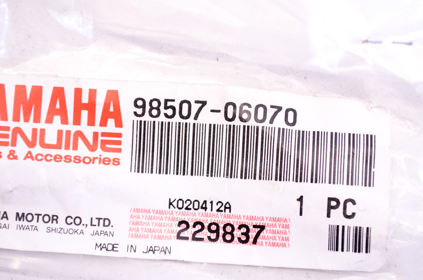 OEM Yamaha 98507-06070-00 Pan Screw