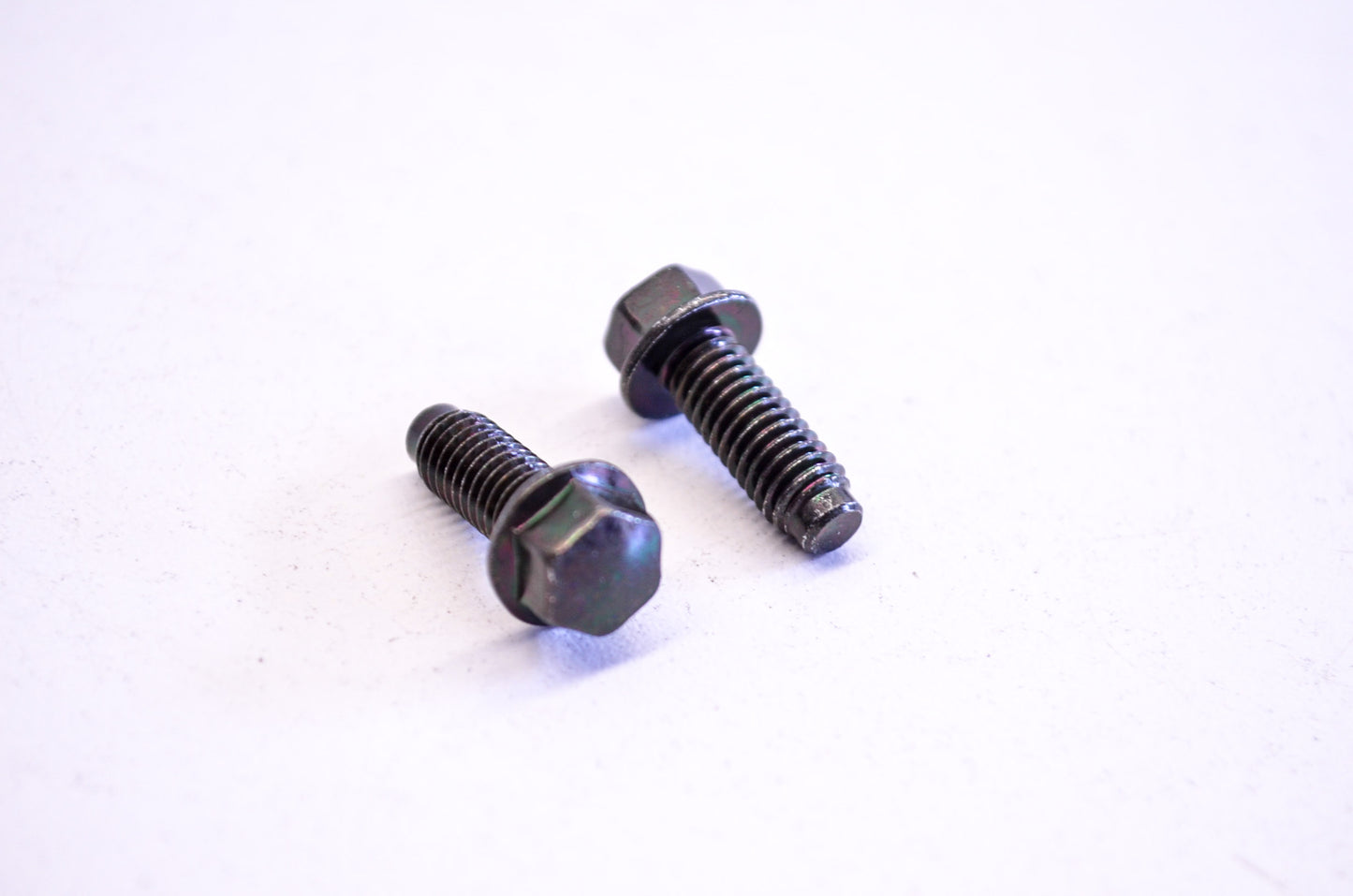 OEM Yamaha 90105-06734-00 Washer Based Bolt Qty 2 NOS