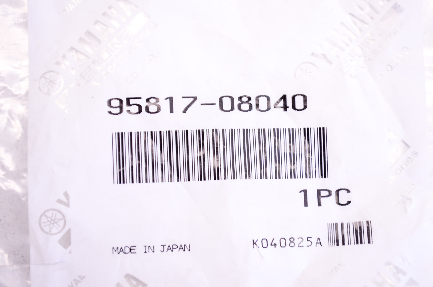 New OEM Yamaha 95817-08040-00 Flange Bolt NOS