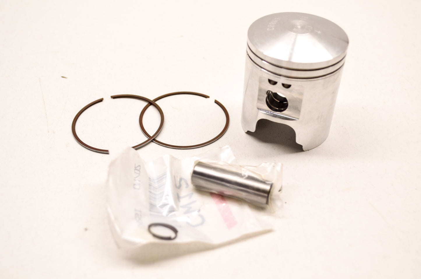 New Wiseco Piston Kit NOS