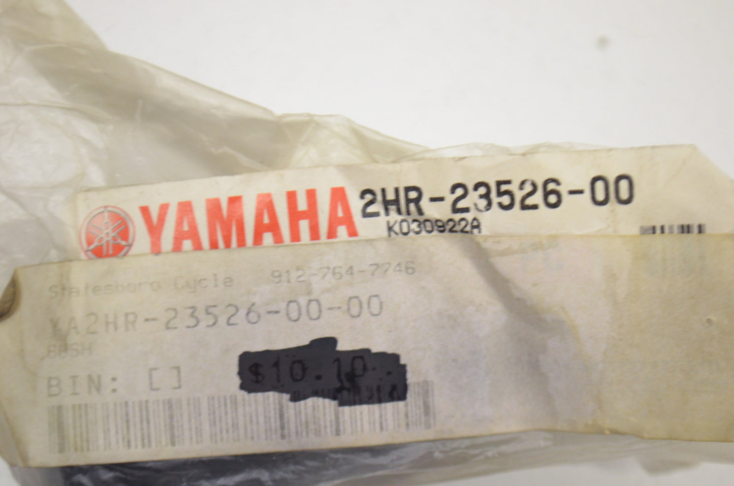 New OEM Yamaha 2HR-23526-00-00 Bushing NOS