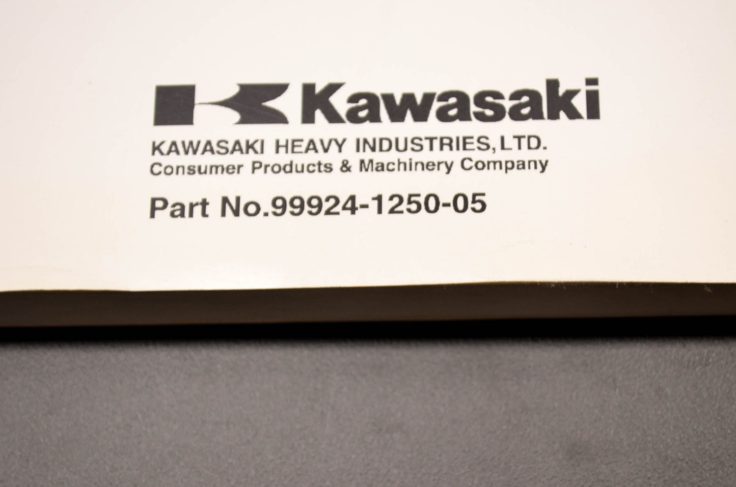 OEM Kawasaki 99924-1250-05 Service Manual KL250G NOS