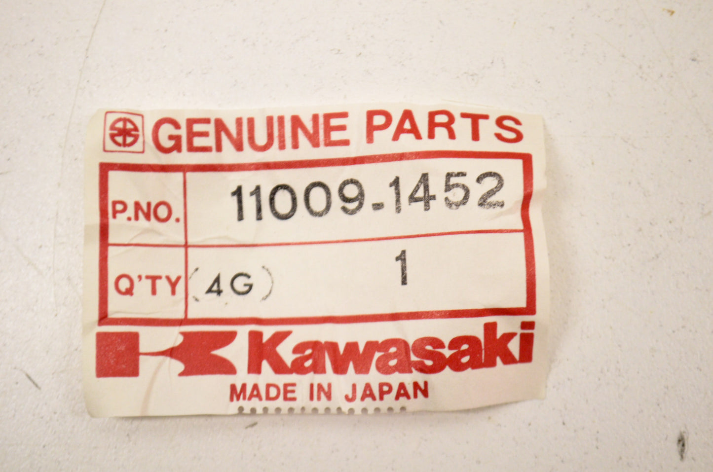OEM Kawasaki 11009-1452 Fuel Tank Gasket NOS
