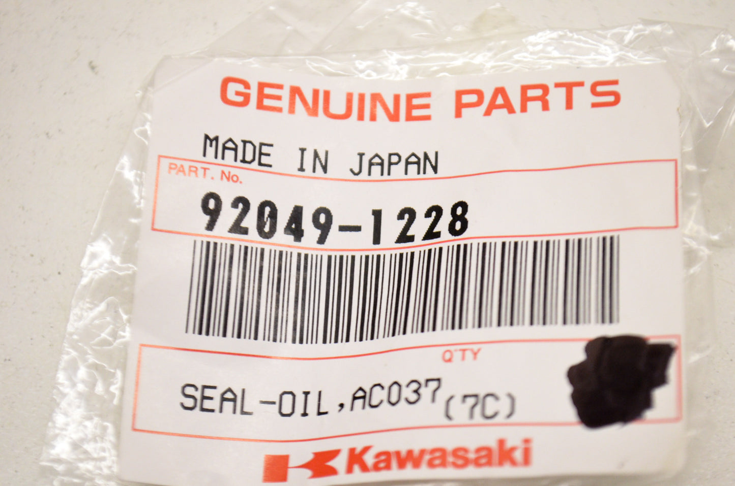 New OEM Kawasaki 92049-1228 Oil Seal AC037AE0 NOS