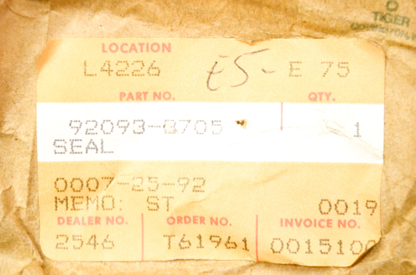 OEM Kawasaki 92093-3705 Seal NOS