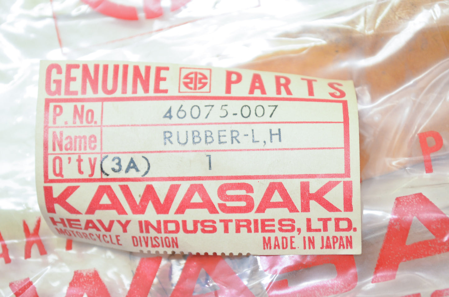OEM Kawasaki 46075-007 Left Hand Rubber Grip NOS