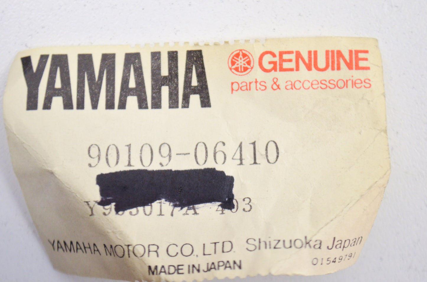 OEM Yamaha 90109-06410-00 Bolt (3GB) NOS