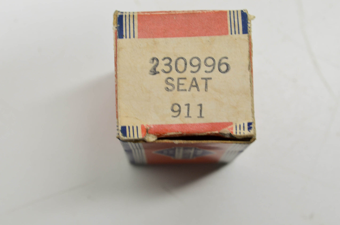 New OEM Briggs & Stratton Seat NOS
