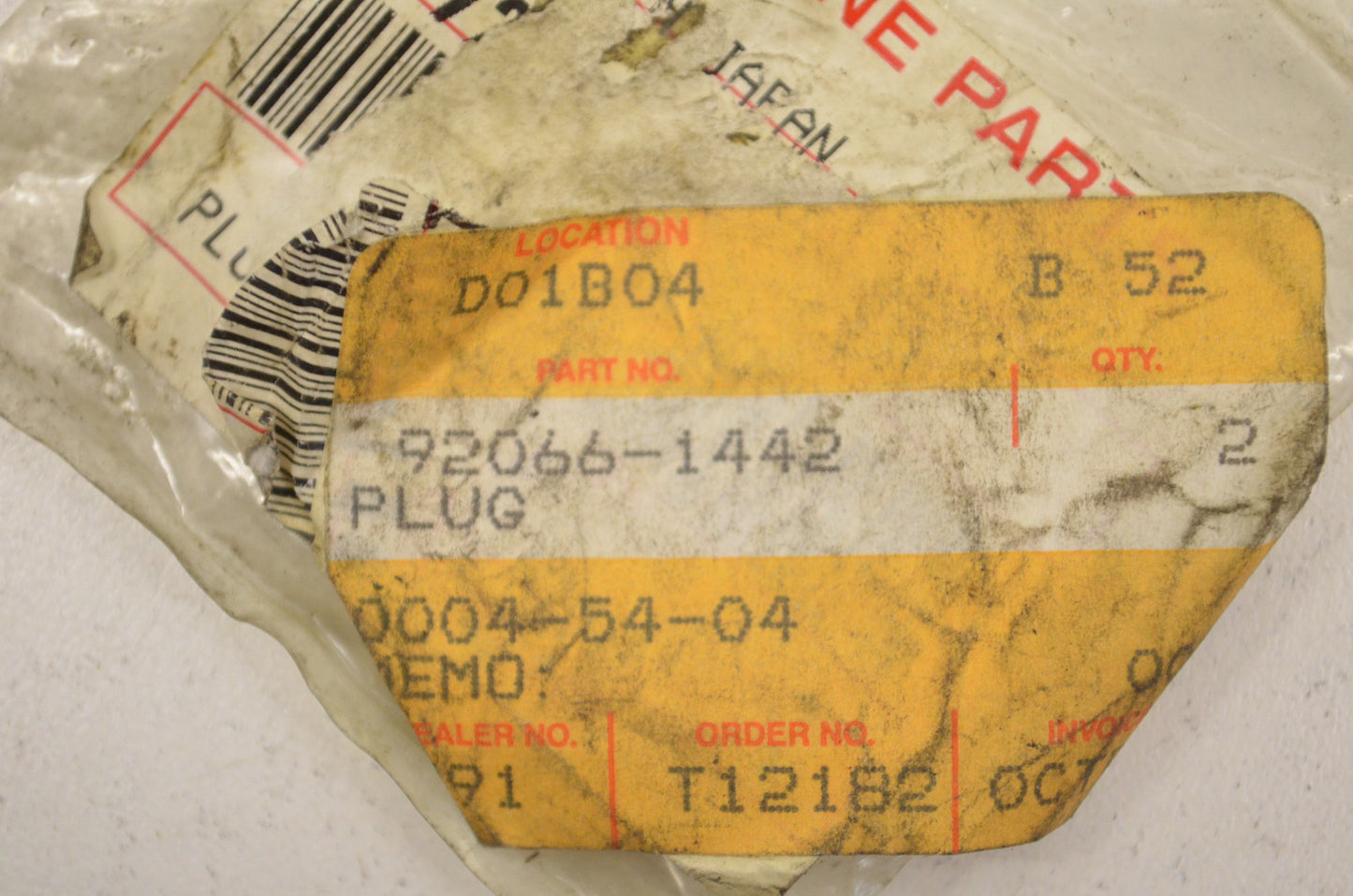 OEM Kawasaki 92066-1442 Plug NOS