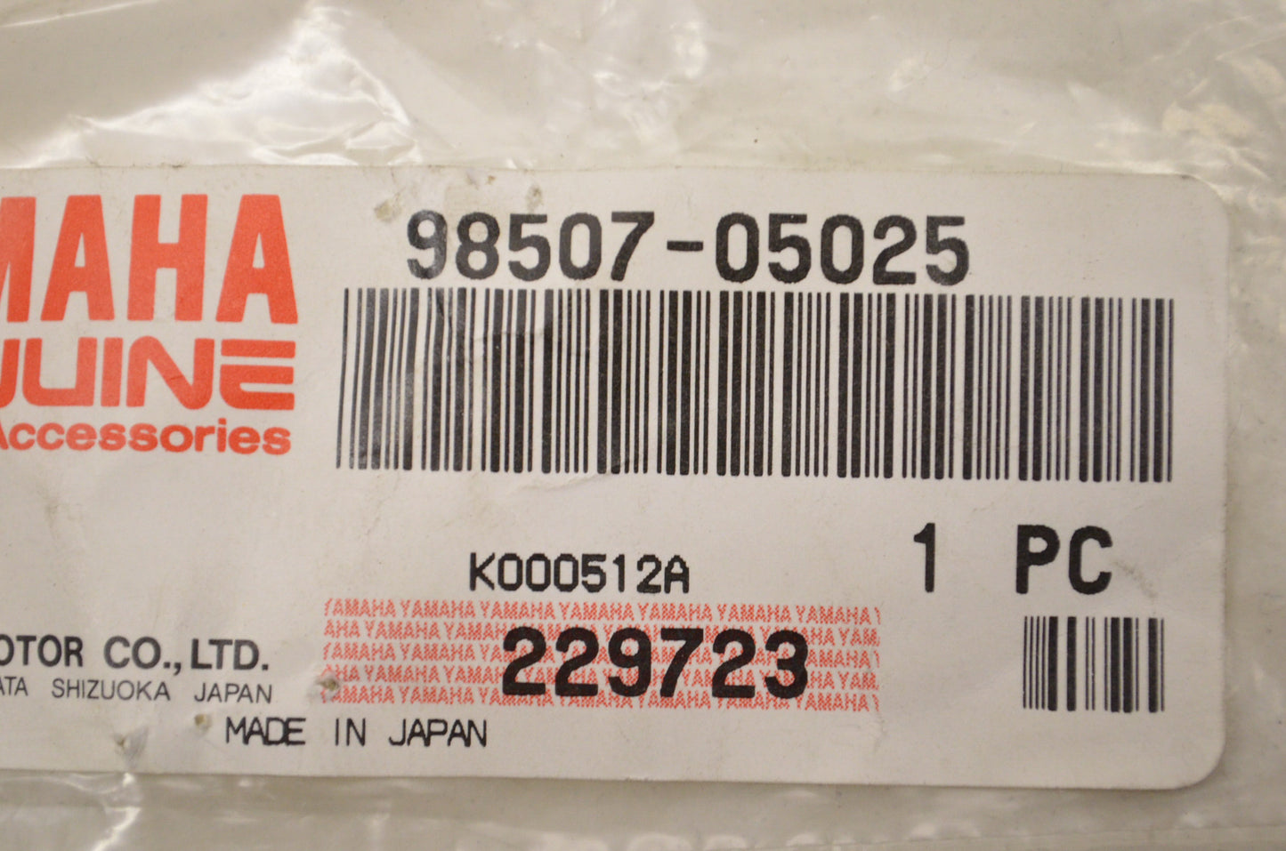 New OEM Yamaha Pan Head Screw Qty 2 NOS