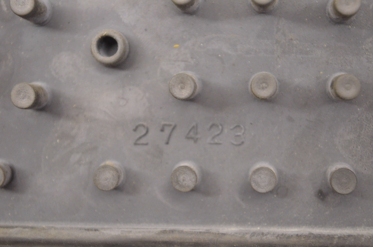 4WM-27413-00-00 Roadstar Floorboard Rubber Inserts