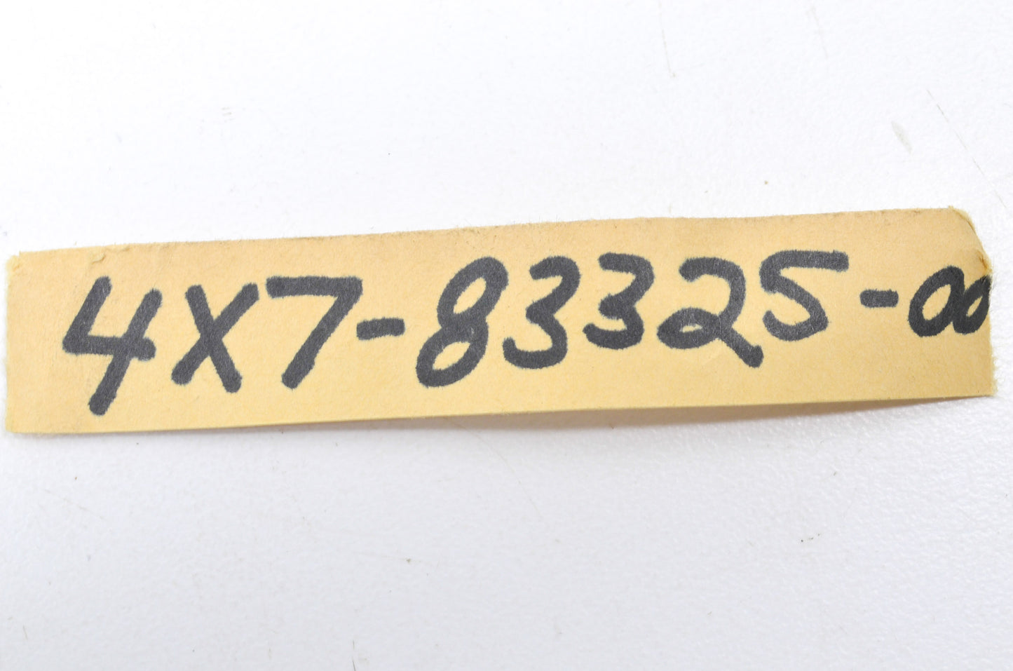 New OEM Yamaha Flasher Stay Fitting Bolt 4X7-83325-00-00 NOS