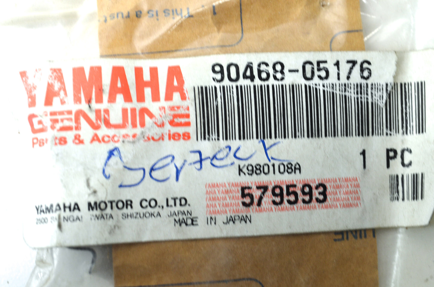 OEM Yamaha 90468-05176-00 Clip NOS