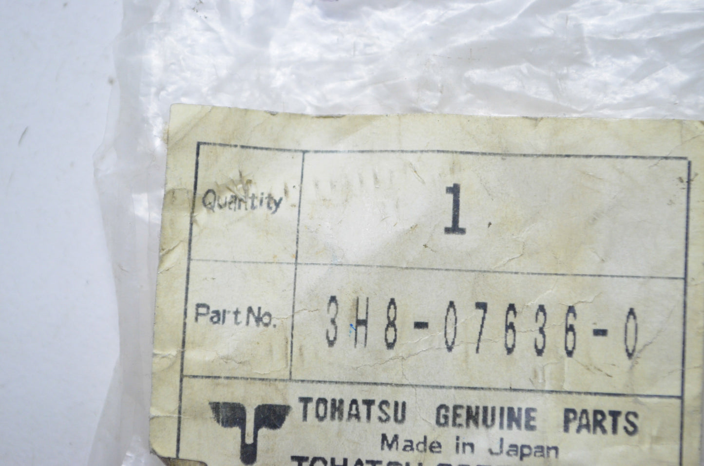 Tohatsu 3H8-07636-0 Oil Filter Bolt NOS