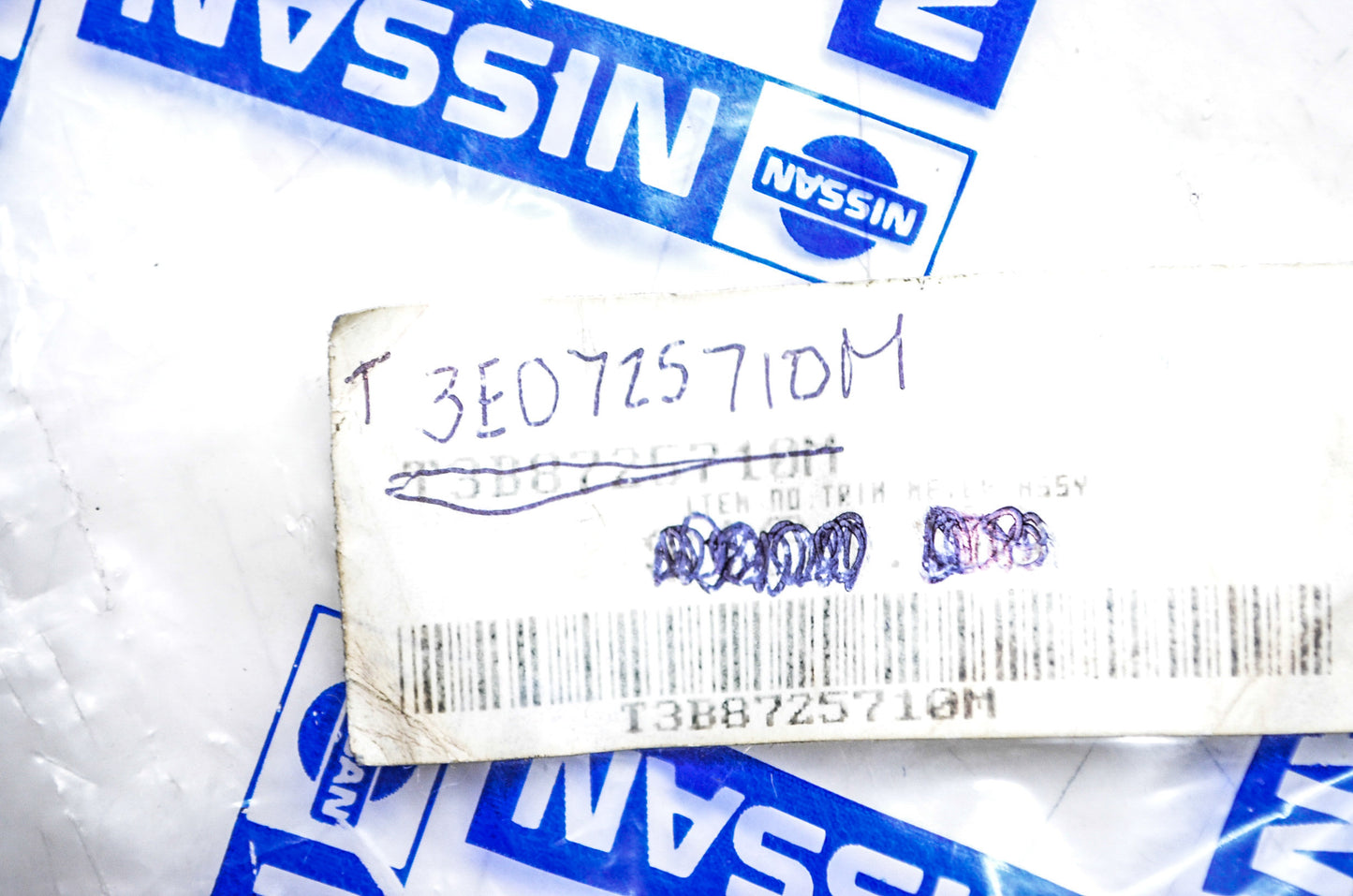 Nissan 3E0725710M Trim Meter Assembly NOS