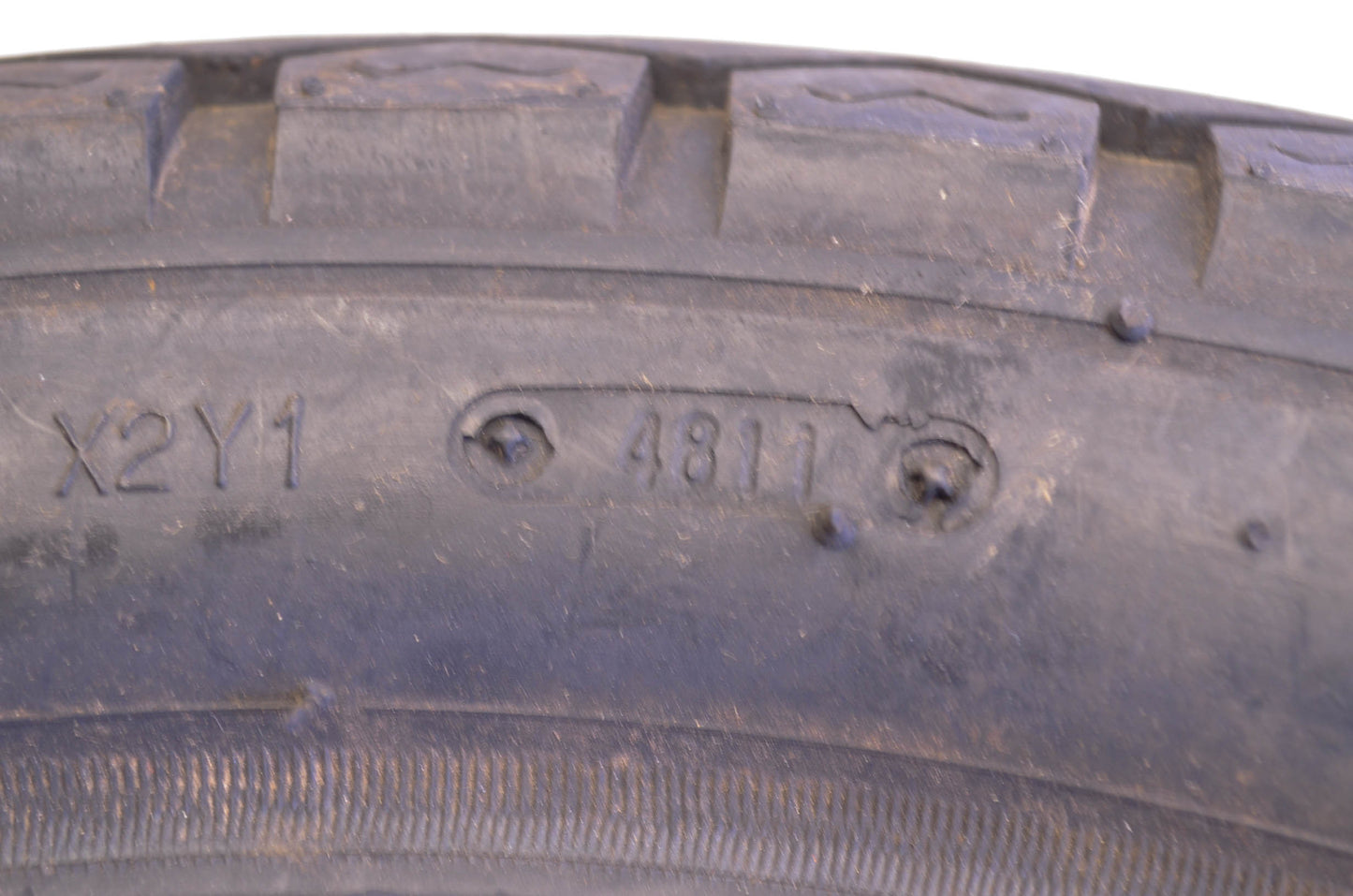 Duro HF-314-01 3.5-18 Tire NOS