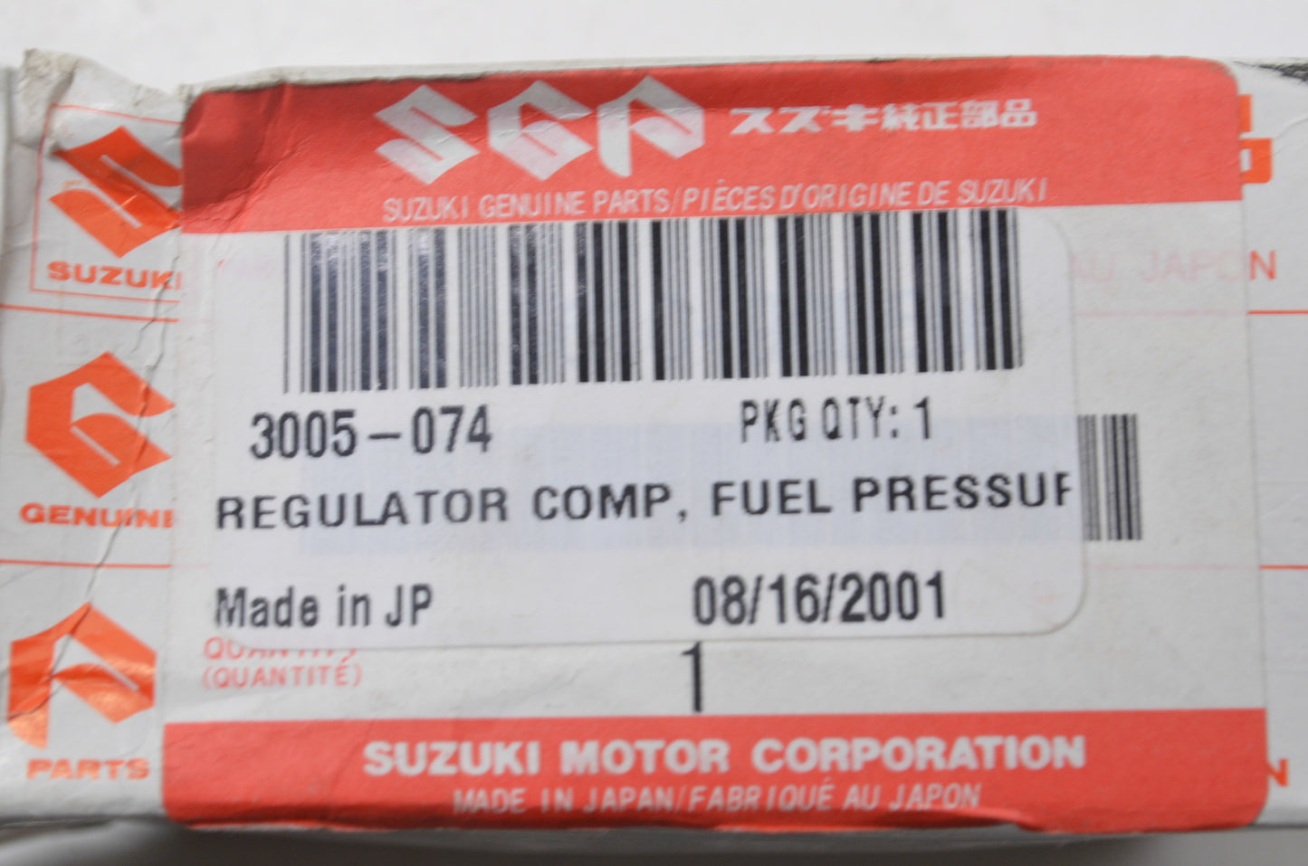 OEM Suzuki 3005-074 Fuel Regulator NOS