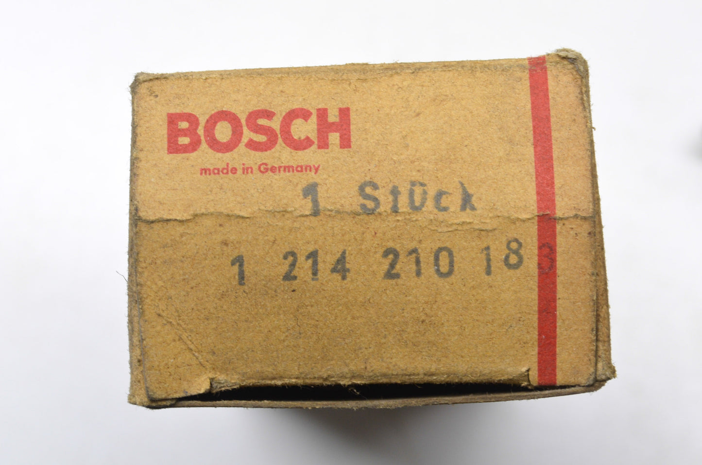 Bosch 121-421018 Coil NOS