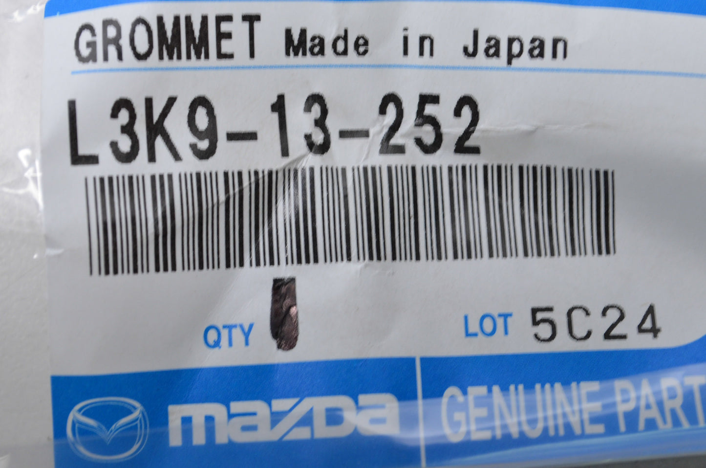New OEM Mazda Fuel Injector Grommet NOS