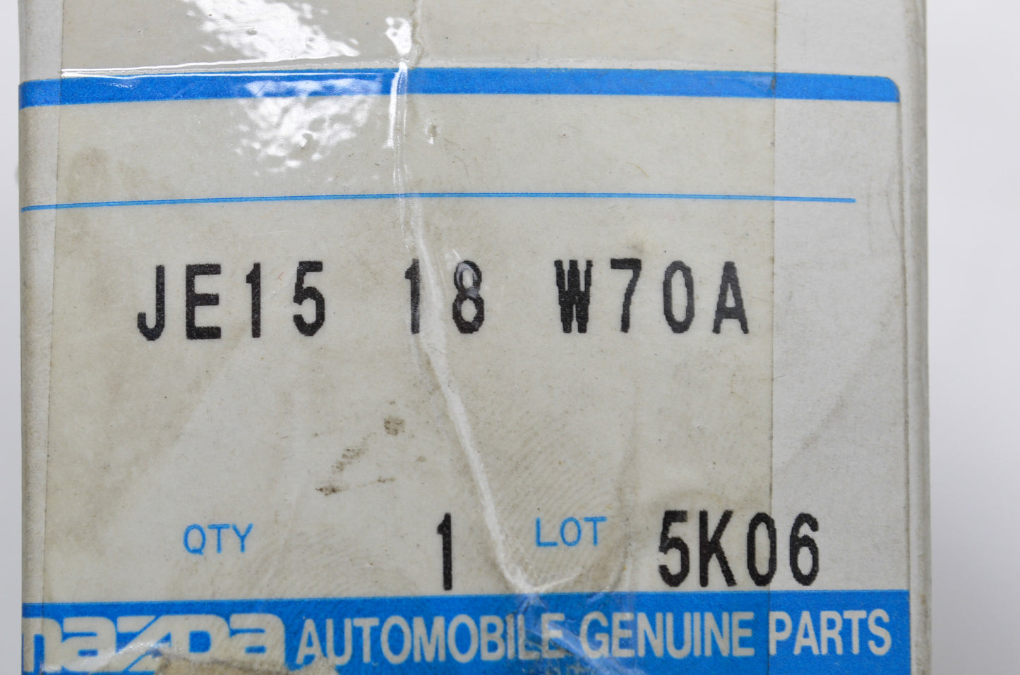 OEM Mazda JE15-18-W70A Voltage Regulator NOS