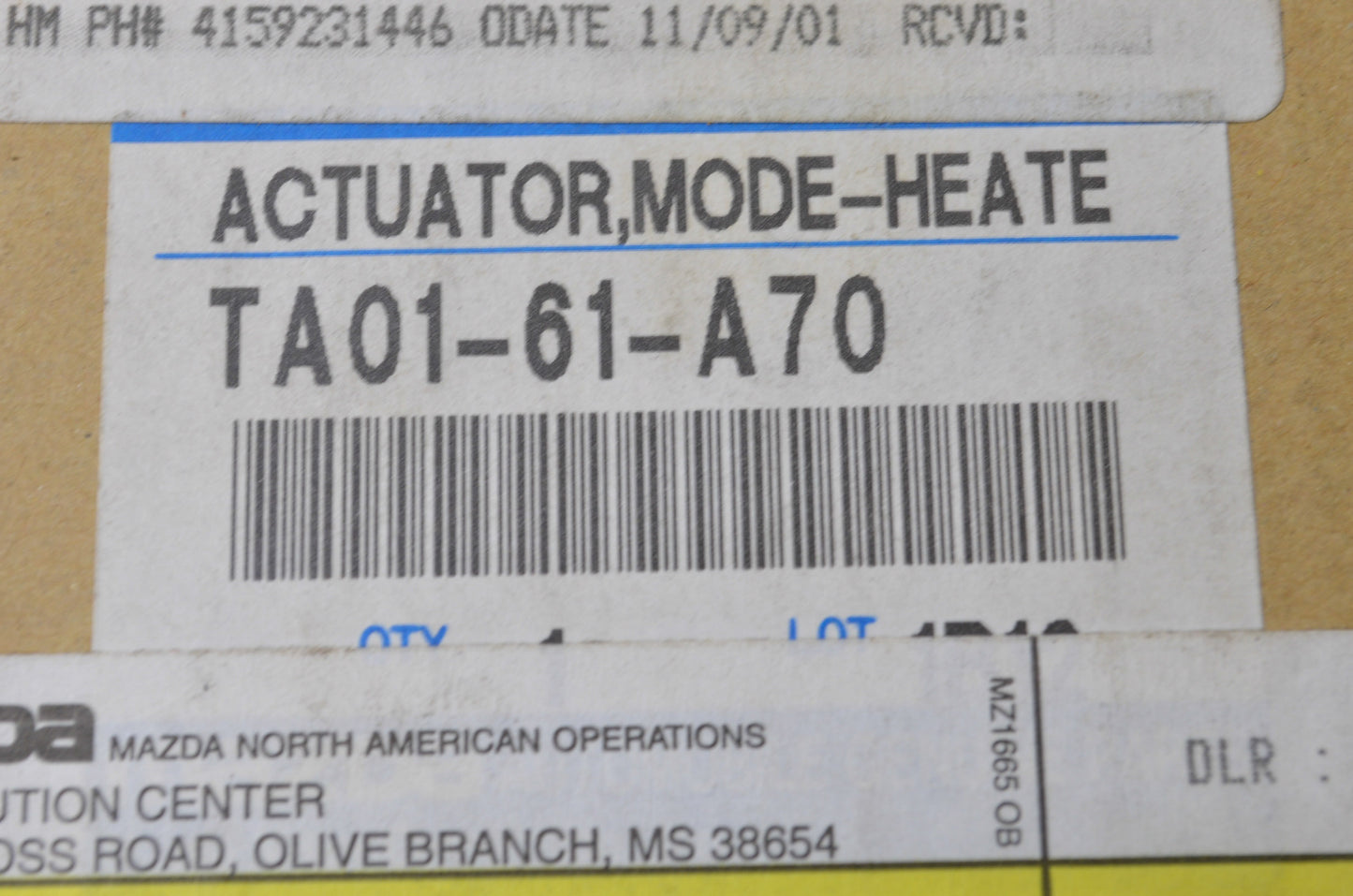 OEM Mazda TA01-61-A70 Actuator NOS