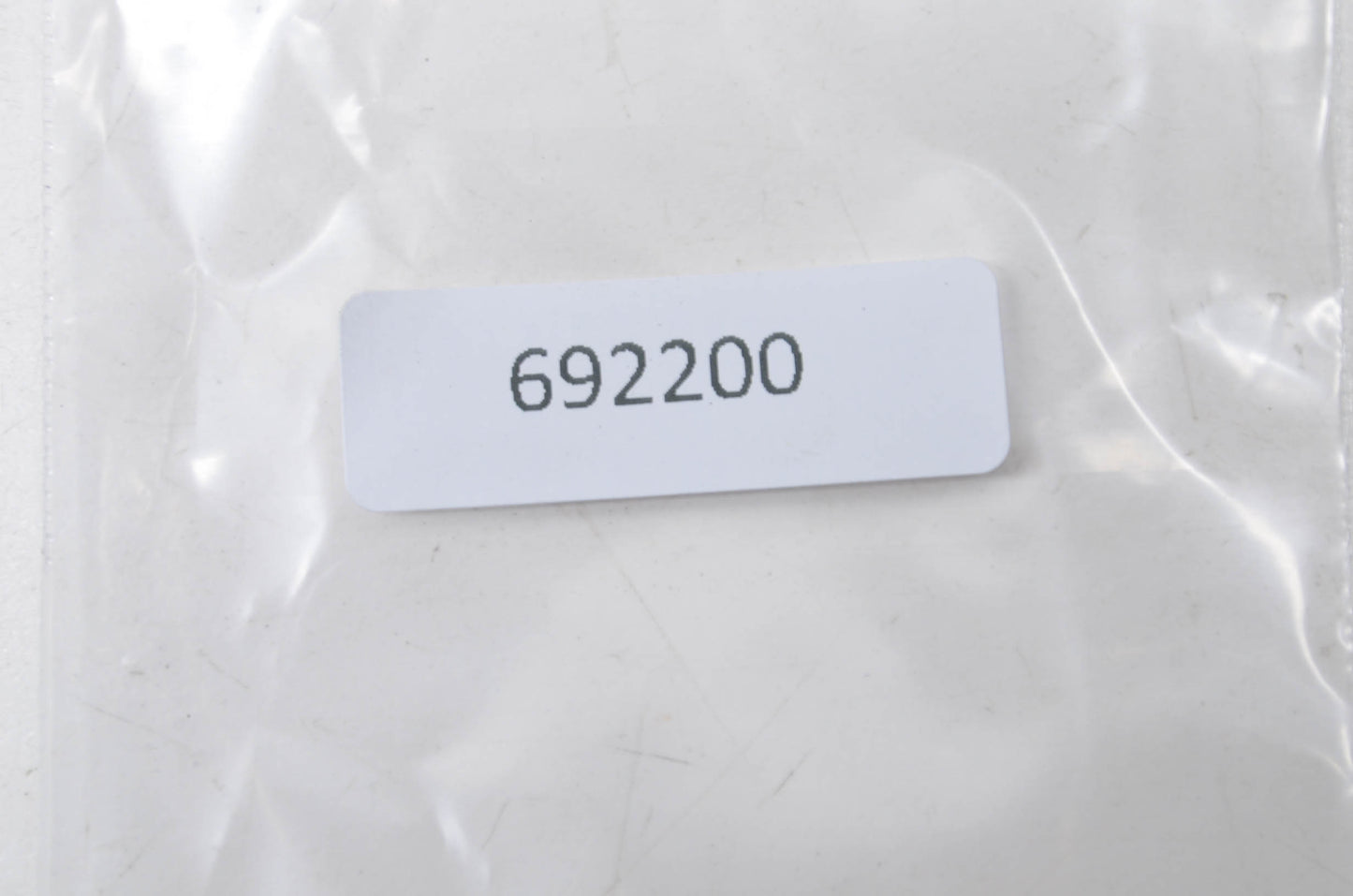 OEM Briggs & Stratton 692200 Screw Qty 2 NOS
