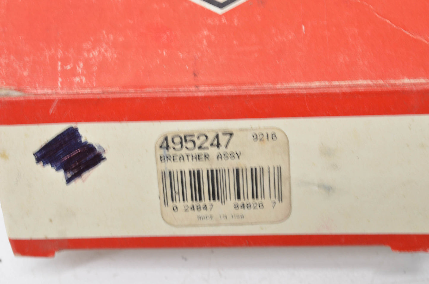 OEM Briggs & Stratton 495247 Breather Assembly NOS