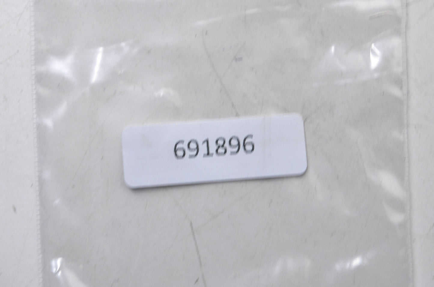New OEM Briggs & Stratton 691896 Fuel Pump Body NOS