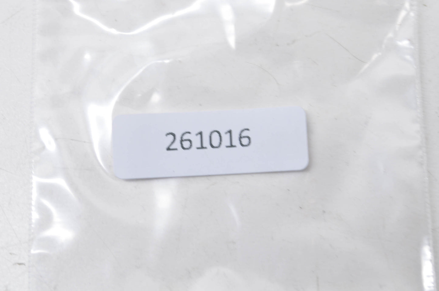 OEM Briggs & Stratton 261016 Spring Qty 2 NOS
