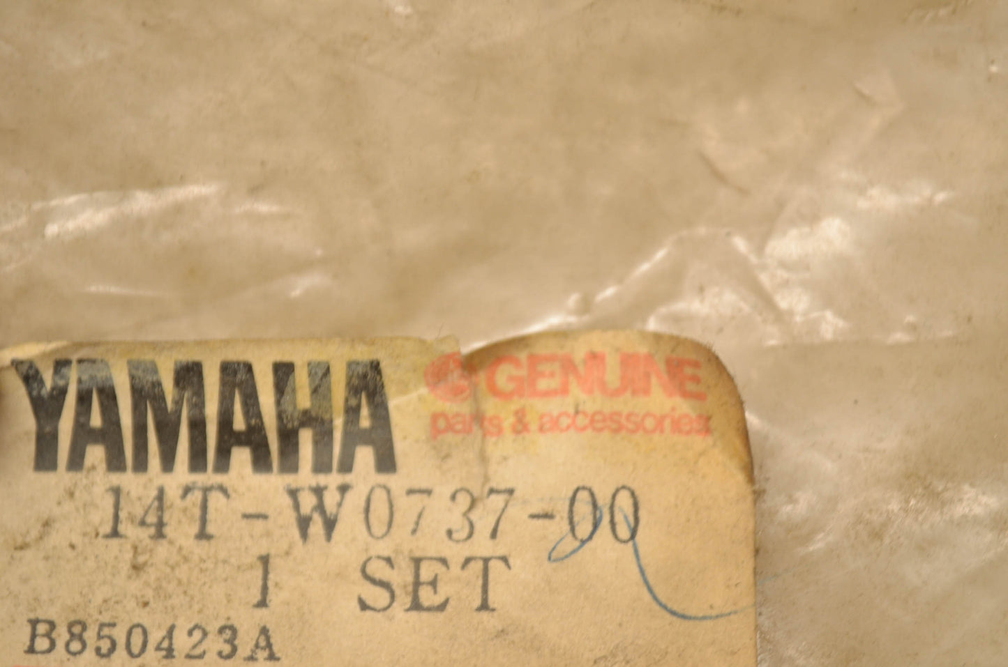 OEM Yamaha 14T-W0737-00-00 Rear Carrier NOS