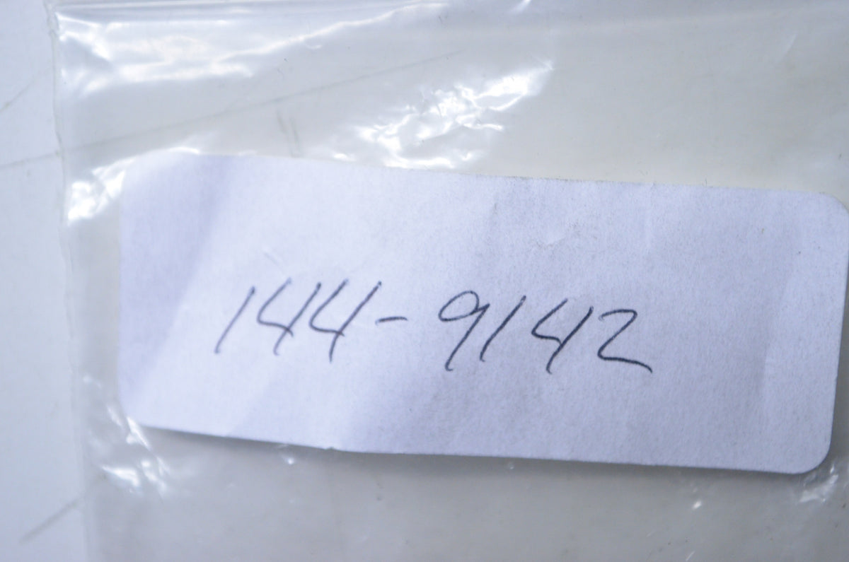 Keihin 144-9142 Round Main Jet #142 Qty 4 NOS
