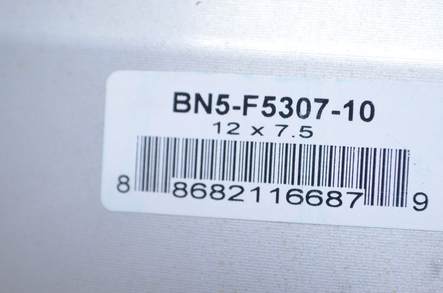 OEM Yamaha BN5-F5307-10-00 Rear Wheel Cast NOS