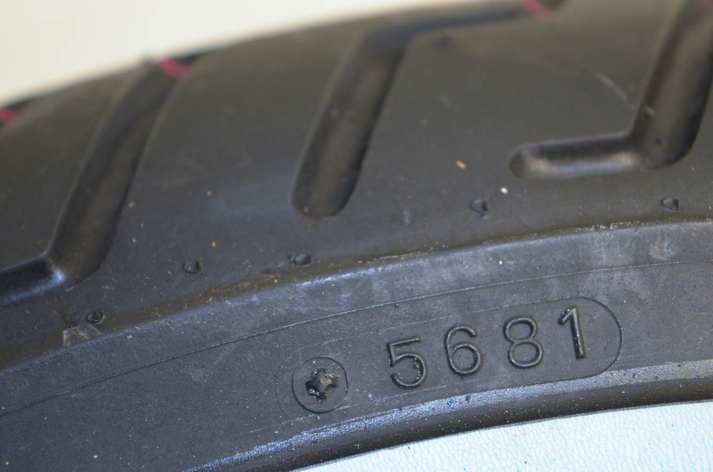 Dunlop 652860 D404F 150/80-16 M/C 71H Front Tire NOS