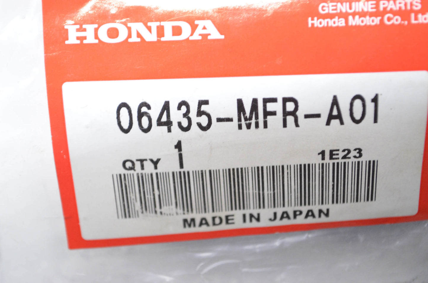 New OEM Honda 06435-MFR-A01 Rear Pad Set NOS