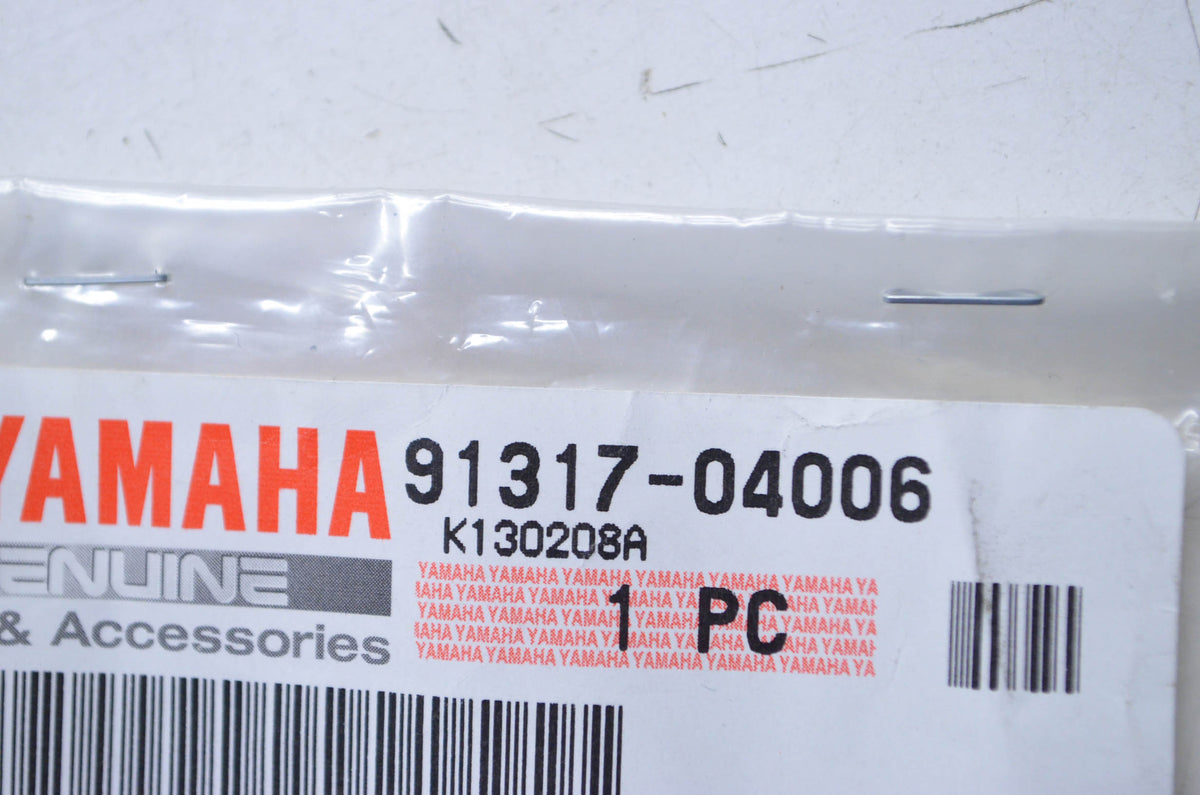 OEM Yamaha 91317-04006-00 Bolt Qty 2 NOS