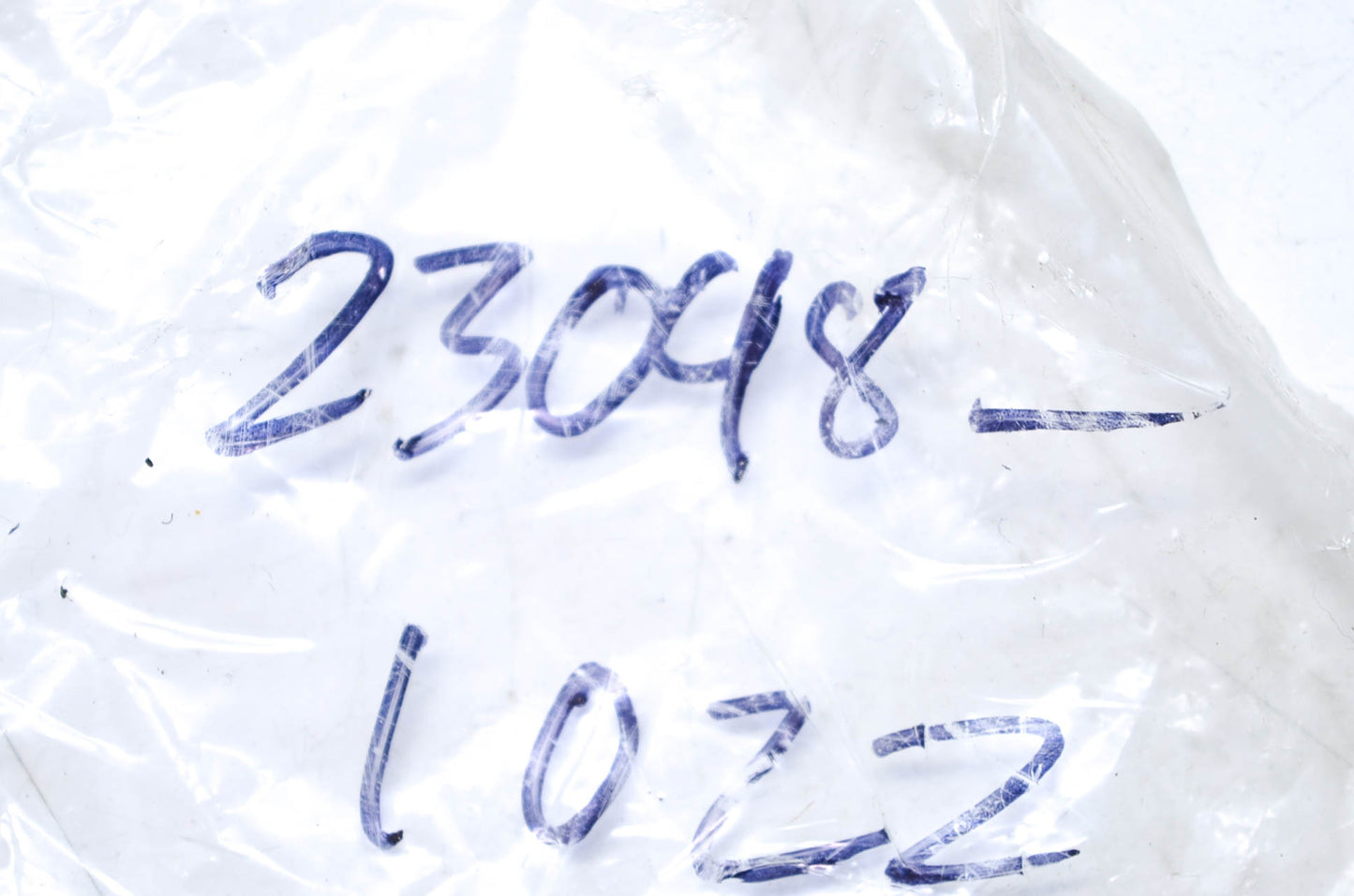 OEM Kawasaki 23048-1022 Signal Lamp Lens NOS