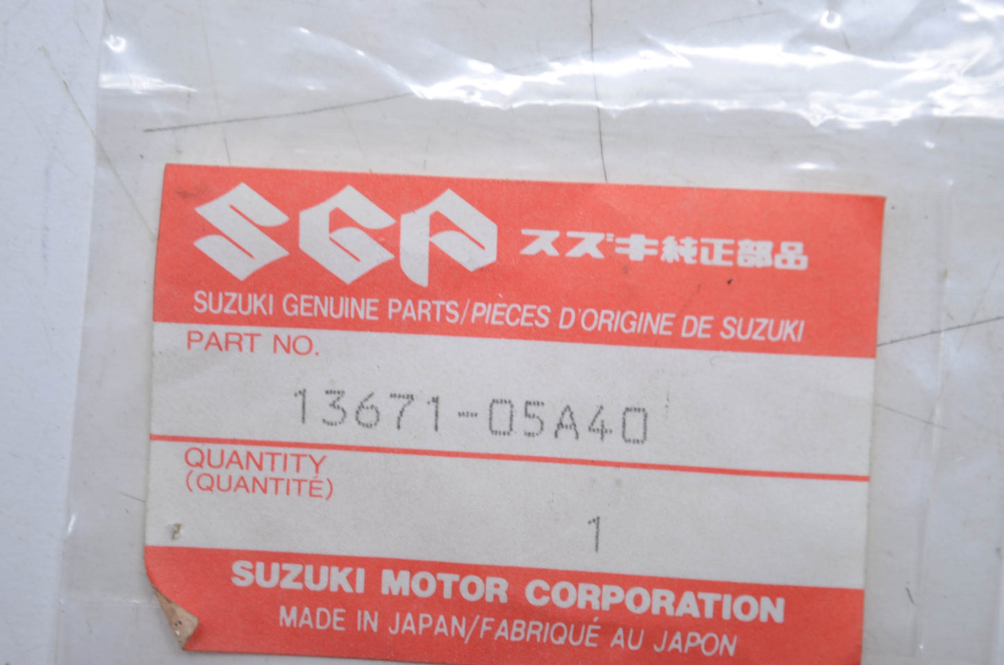OEM Suzuki 13671-05A40 Clip NOS