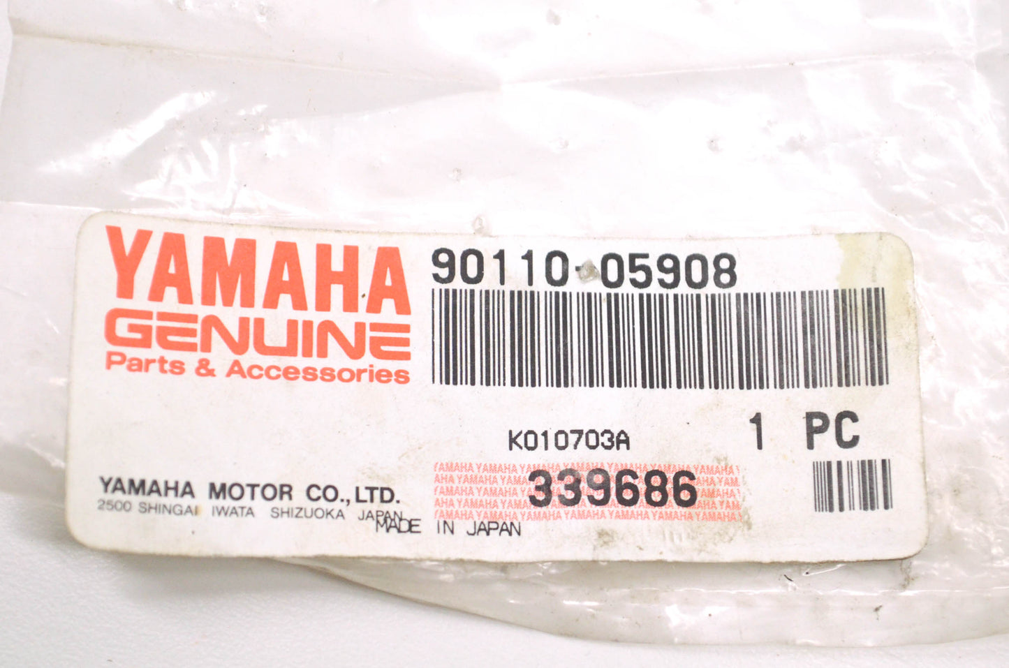 New OEM Yamaha 90110-05908-00 Bolt NOS