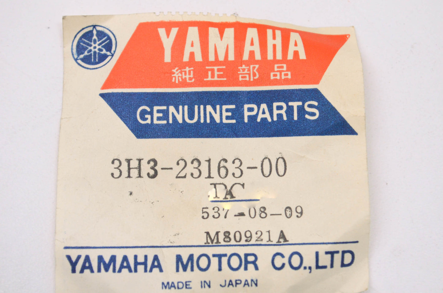 OEM Yamaha 3H3-23163-00-00 Gasket NOS