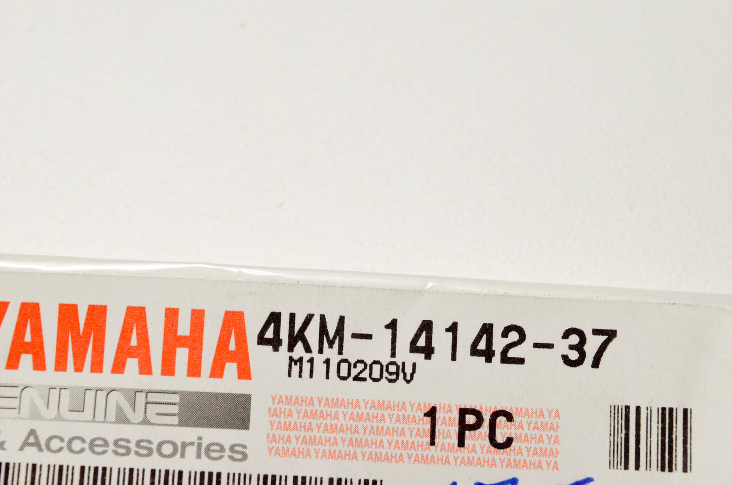 OEM Yamaha 4KM-14142-37-00 Pilot Jet (# 37.5)
