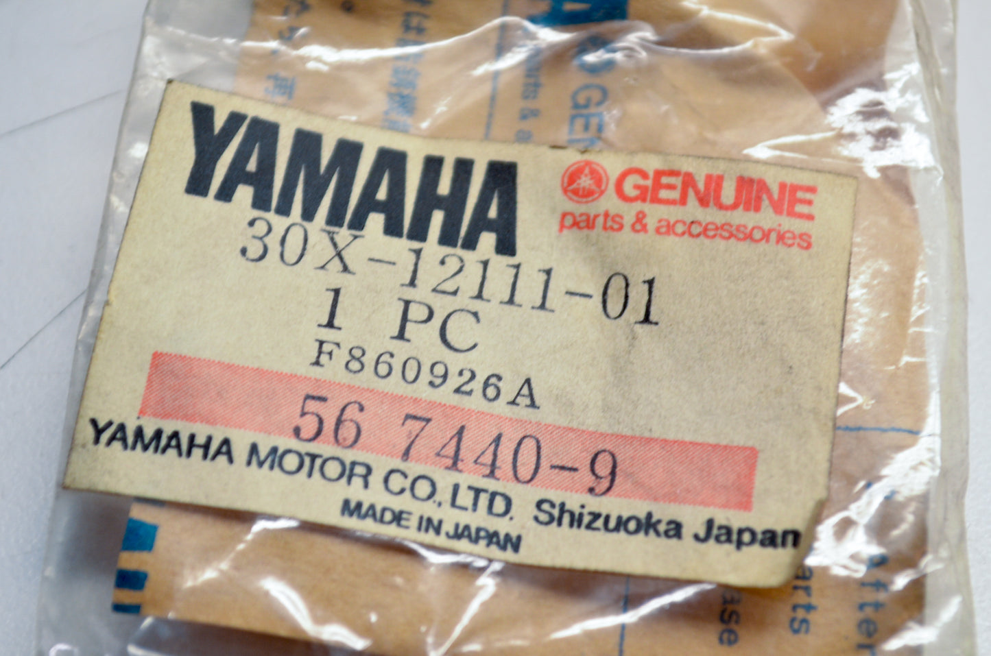 New OEM Yamaha 30X-12111-01-00 Intake Valve NOS