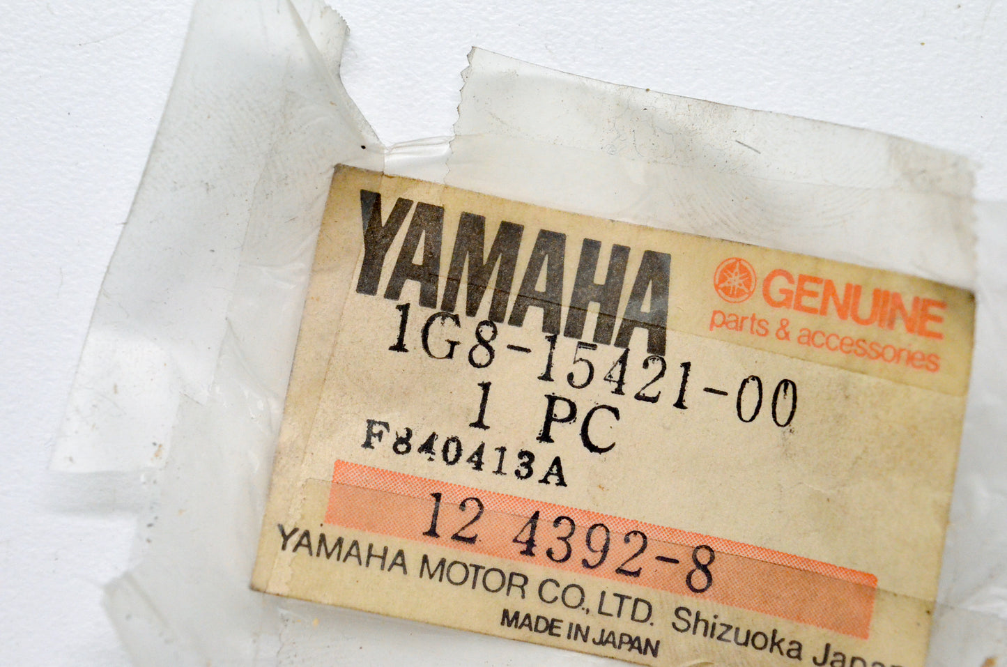 Yamaha 1G8-15421-00-00 Crankcase Cover R NOS